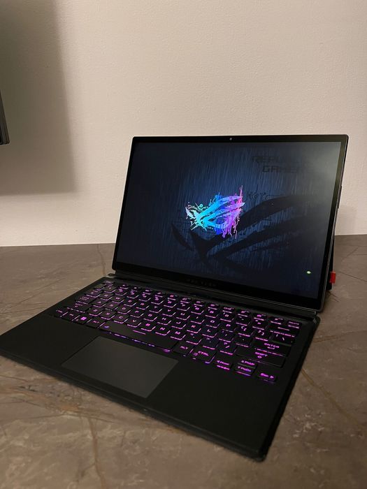 ASUS ROG Flow Z13 i9 / RTX 3050 Ti / Touch + Stylus