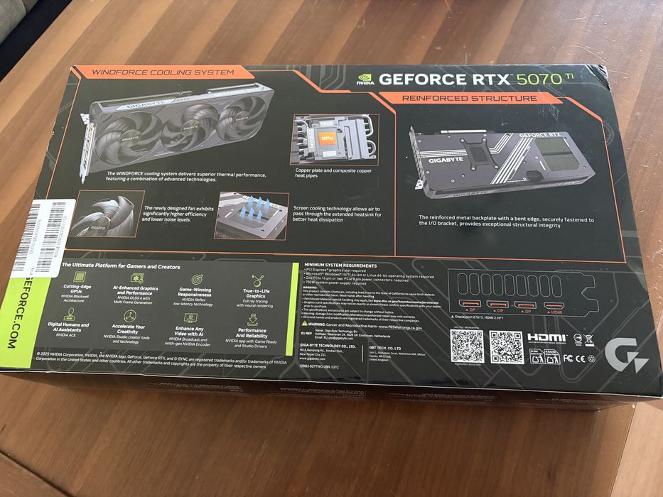 Placa video GIGABYTE RTX 5070 Ti WINDFORCE OC SFF, 16GB GDDR7, 256-bit , garantie eMag