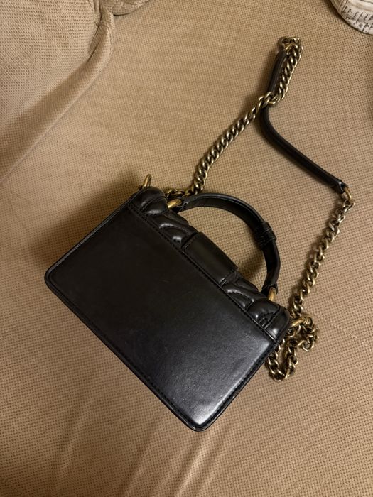 Чанти Prada, Versace, Mango