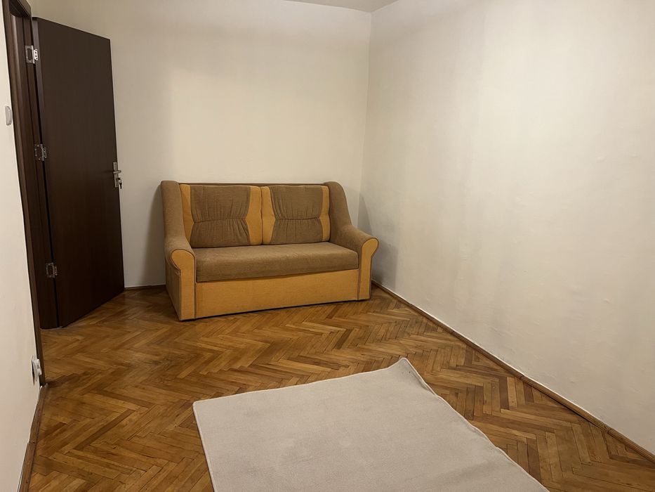 Inchiriez apartament 2 camere