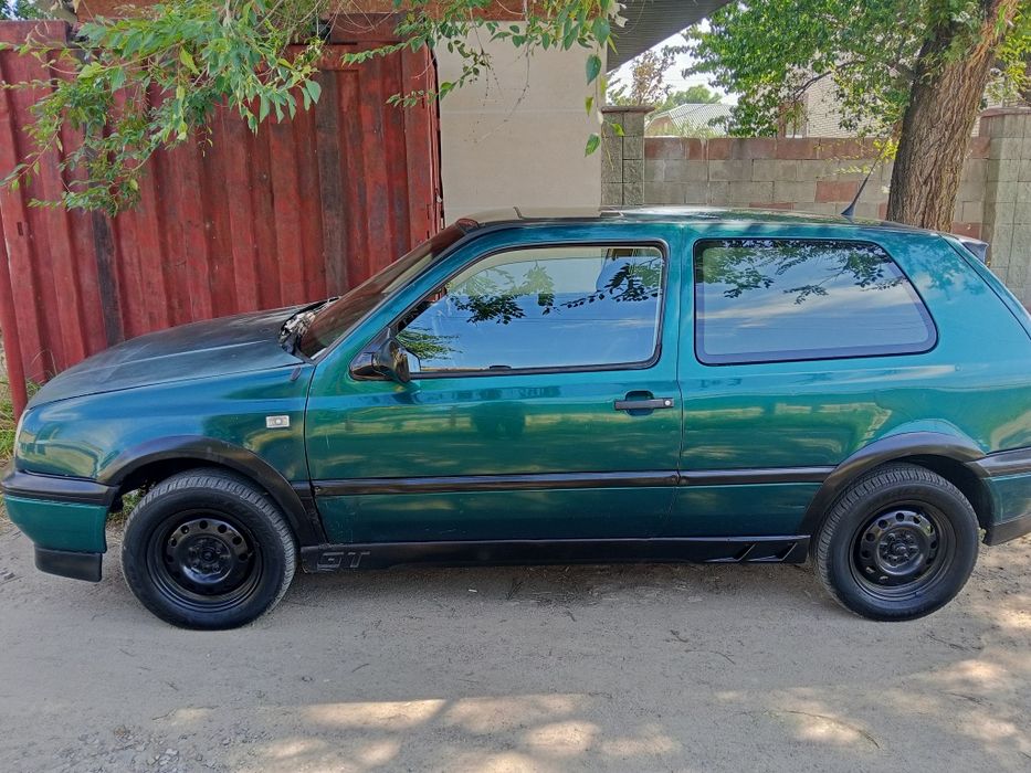 Гольф 3 купе  1.6 1994