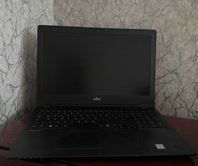 СПЕШШНО!!! Fujitsu Lifebook U758 i5-8265U,16GB DDR4, HDD 256GB Клас А