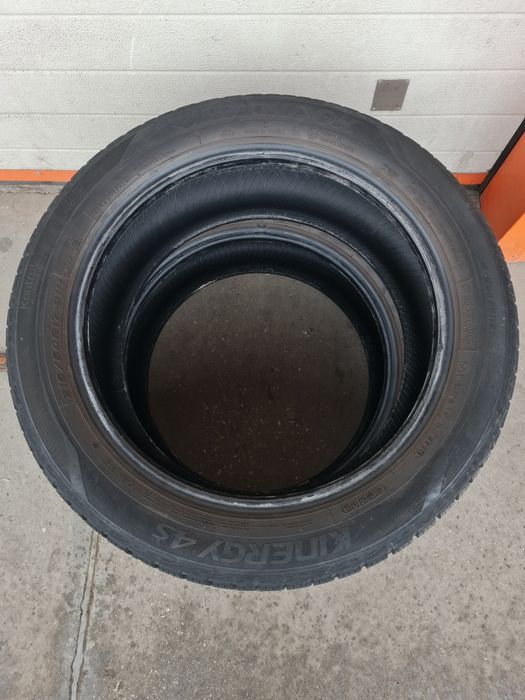 Всесезонни гуми 2 броя HANKOOK Kinergy4S 215 50 R17 дот 2720