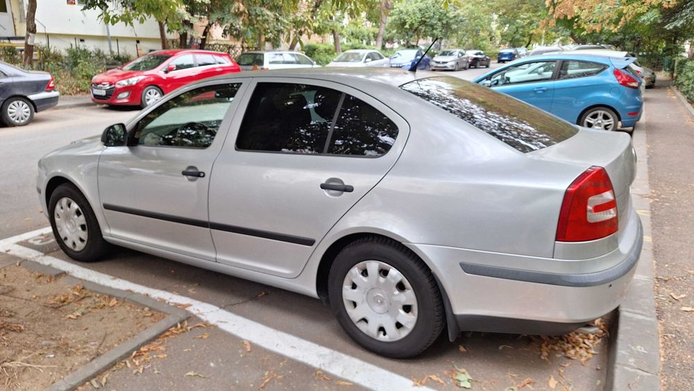 Skoda Octavia 2 ,1.6 mpi 5000 euro