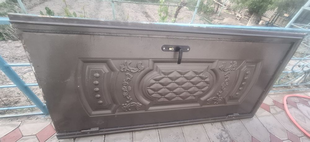 Железная дверь 60000 тенге