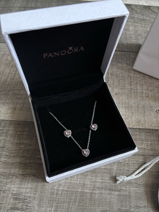 Пандора набор серьги и подвеска