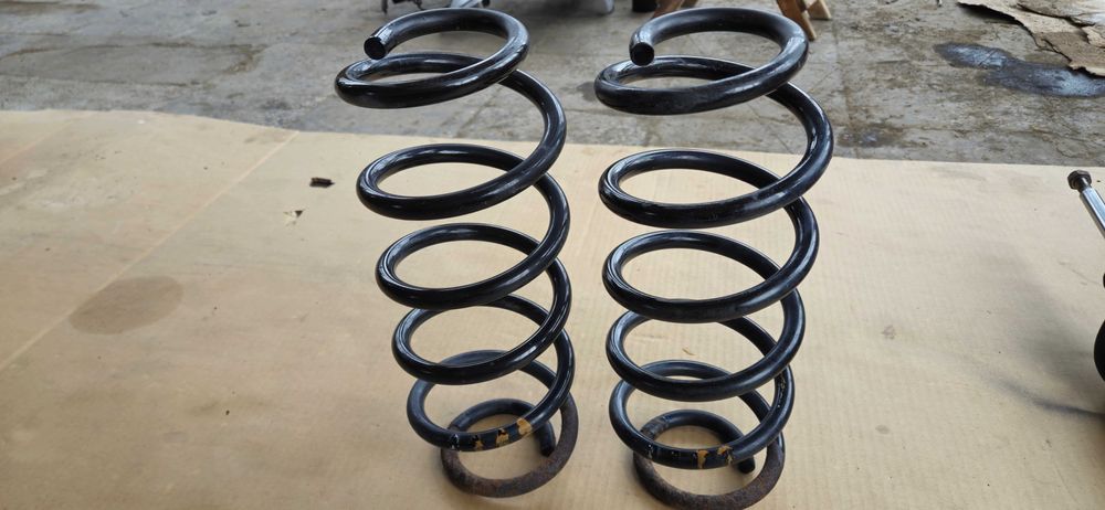 Амортесиори за passat b5 пасат б5