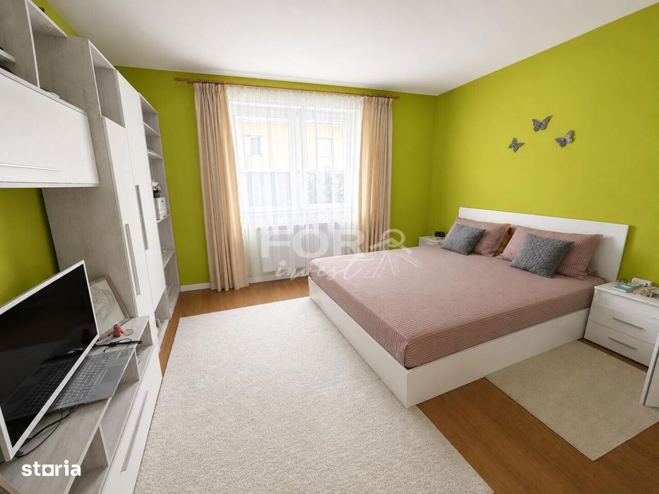Vilă cu 5 camere, 880mp teren, de vânzare în Oncea Oradea