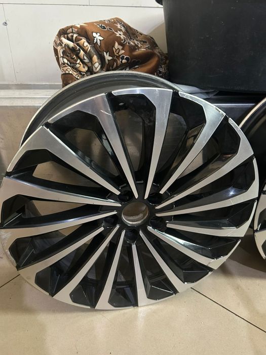 Продам диски R19