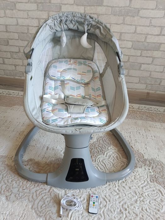 Продам детское кресло (лежанка/шезлонг))