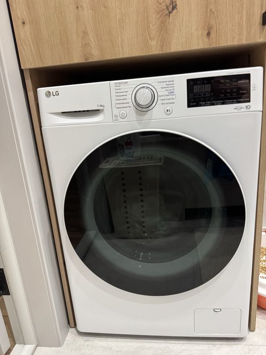 Стиральная машинка с сушкой LG