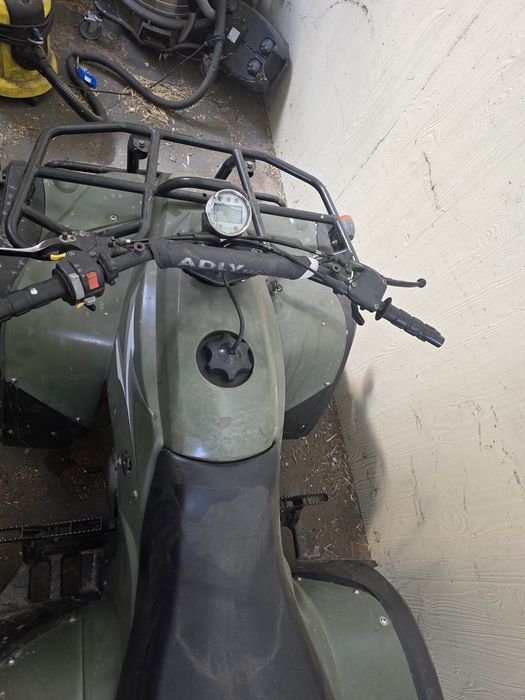 Vând ATV.       .