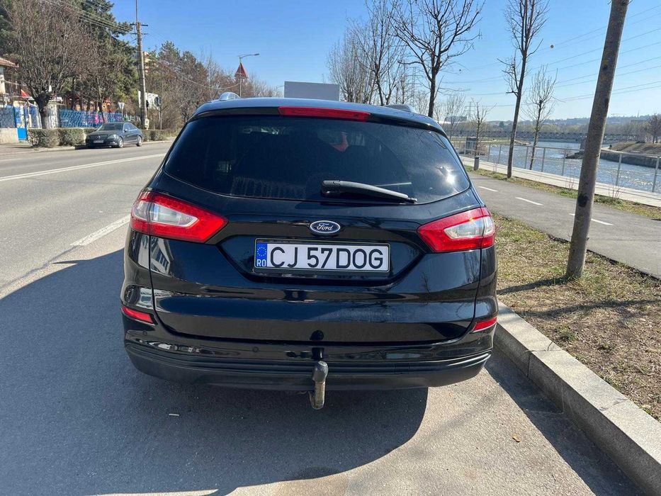Vând Ford Mondeo 2016