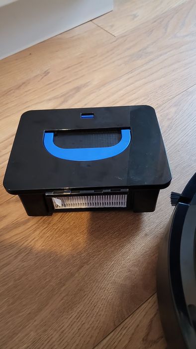 Ayсo прахосмукачка робот