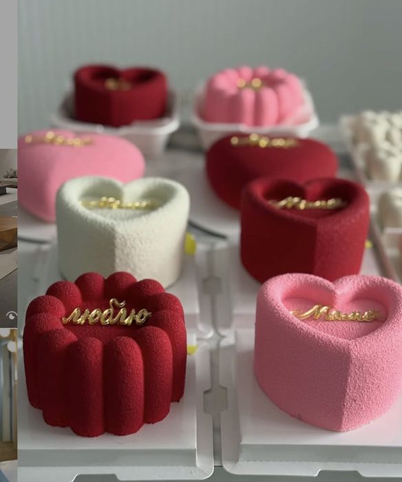 Муссовый бенто и торты