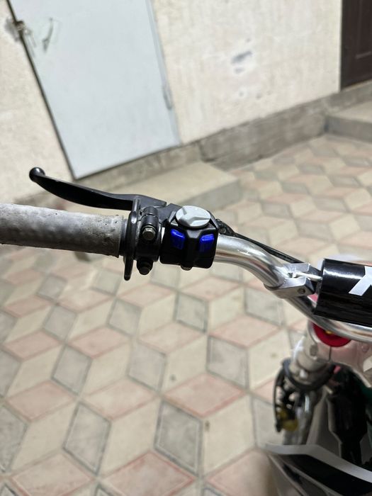 Продаю питбайк ULAN X7