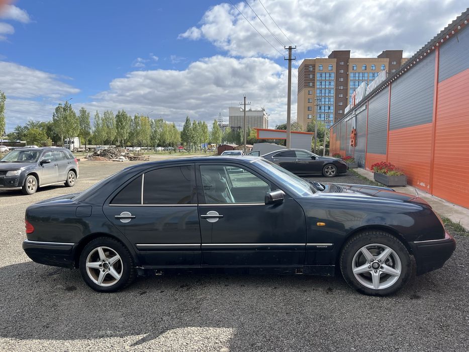 Мерседес в хорошем состоянии