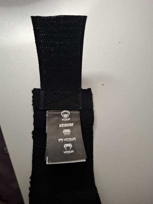 Fașe Venum de box,4 metri,nu au foat purtate deloc