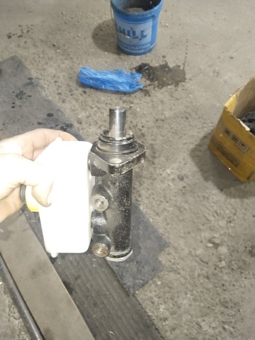 Главный тормозной цилиндр газель