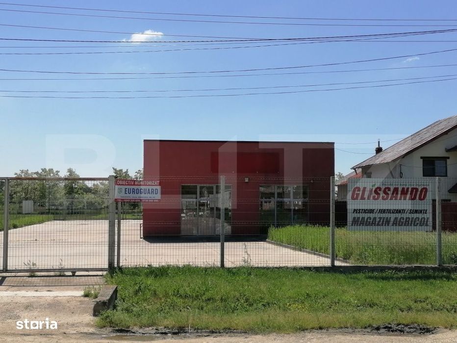 Vand spatiu comercial + teren intravilan