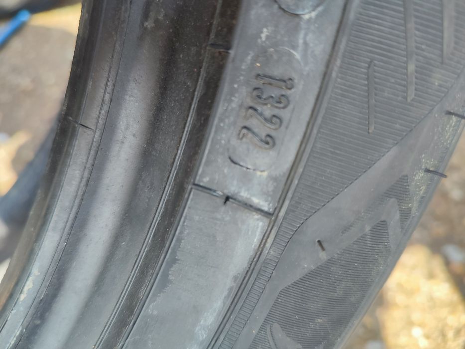 235/50/19" 2бр Good year efficient grip 2 suv dot1322