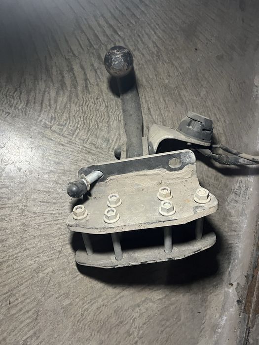 Продаю фаркоп от Ланд крузер 200 европееца ….. миттгалимиот