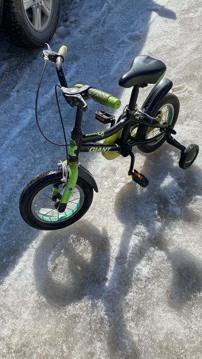 Детский велосипед Giant 12