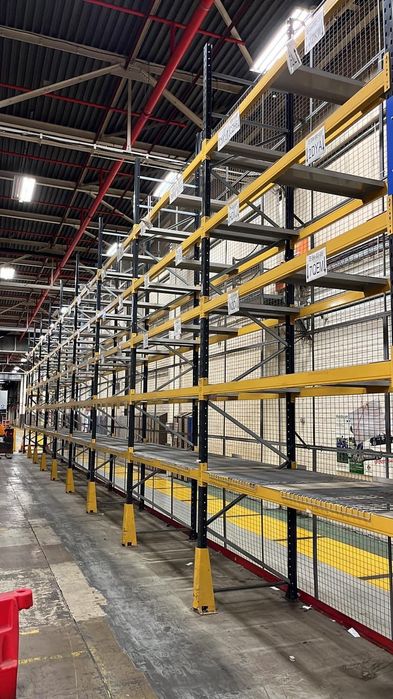 Rafturi metalice profesionale