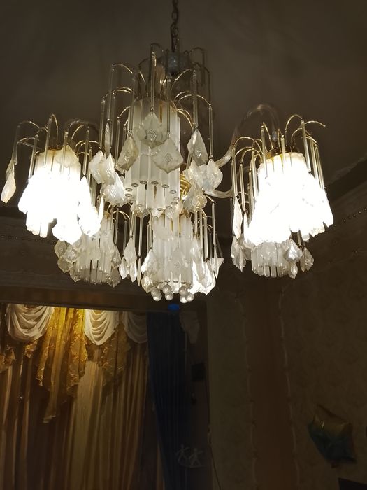 Люстра большая подвесная