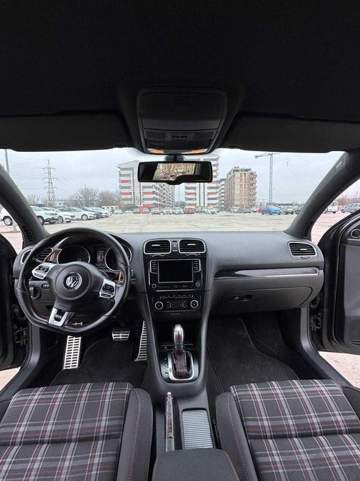 Volkswagen Golf 6 GTI - 2.0 TSI - DSG - 211 CP