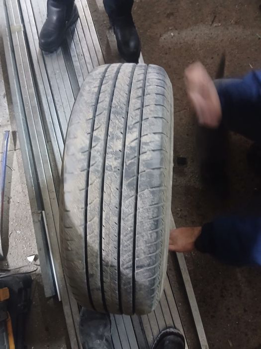 Продам шину с дисками