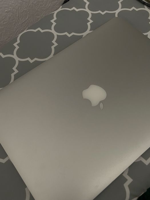 MacBook Air 13” 2017 Отличное состояние