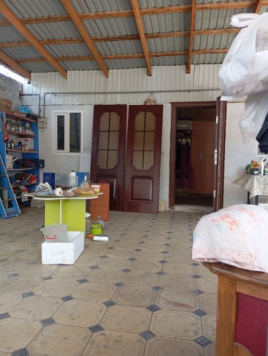 Продам двери распашные новые шпон