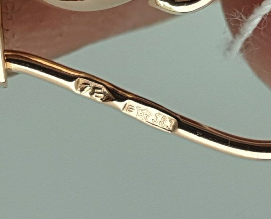 Золотые советские кольцо и серьги с натуральным культивированным жемчу