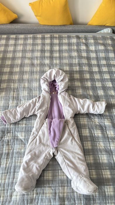 Продам комбинезоны детские