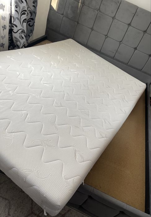 Vand saltea ,foarte putin folosita ……………………………………