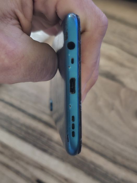 Oppo A31 с нова батерия и екран, отлично състояние
64gb място