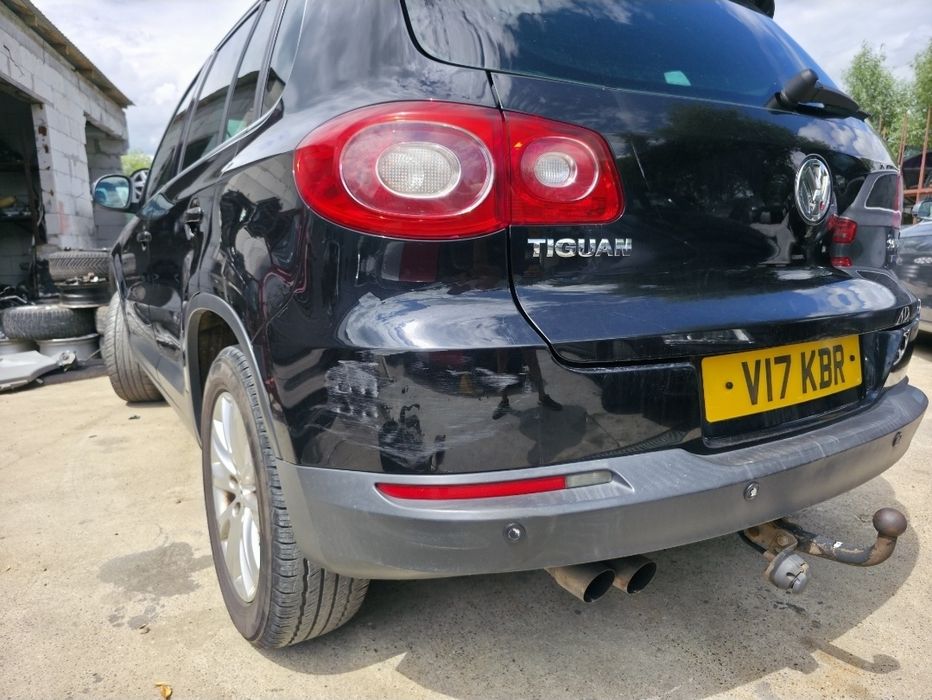 Bara Spate Tiguan LC9X cu senzori