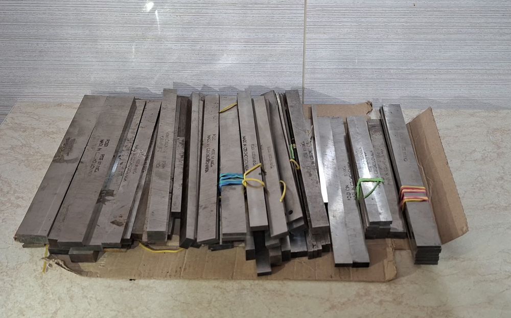 Scule Profesionale prelucrări–Freze, Cuțite Strung, Tarozi, Lame poldi