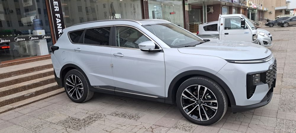 SOUEAST S07  2025 срочно сотилади 6000 км пробег