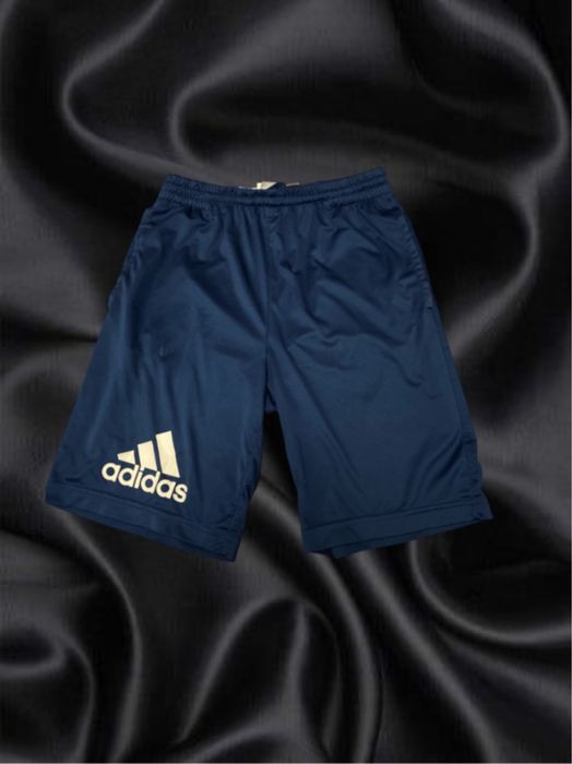 Pantaloni scurti Adidas