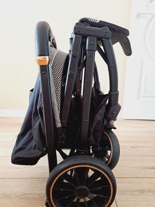 Коляска Ining Baby