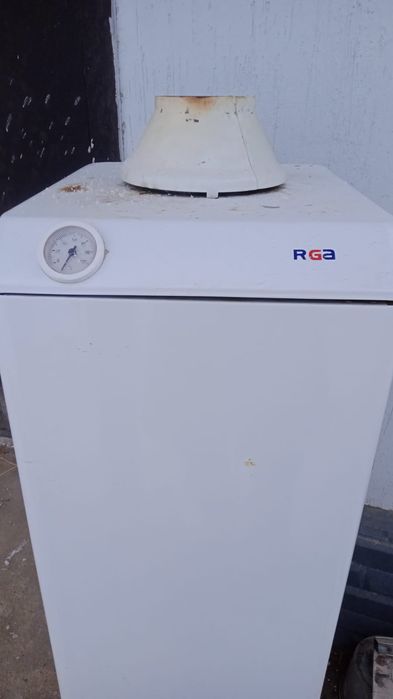 Продам Газовый котёл.