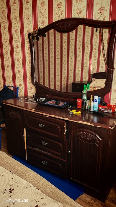 Ëтокхона мебели сотилади