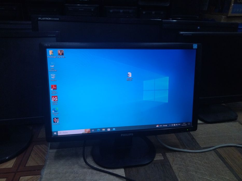 Продается мониторы для видеонаблюдения и для компьютеров