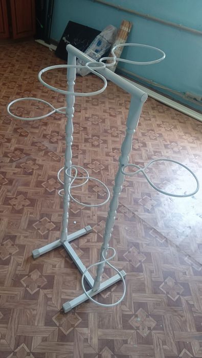 Подставка для цветов