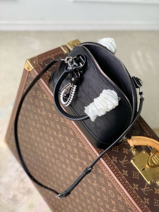 Geanta Louis Vuitton Alma BB Epi
