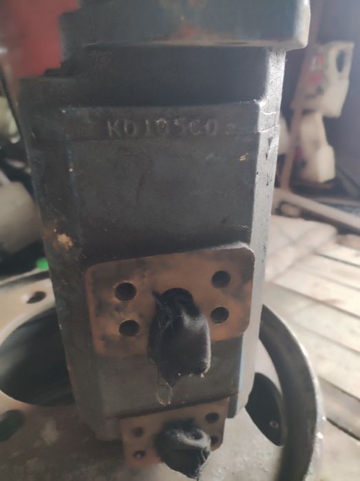 насос гидравлический на манипулятор