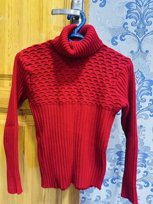 Зимний свитера за 50 000 сум