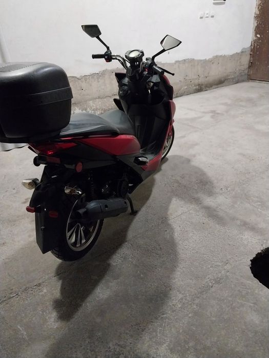 Продам скутор вассат спорт